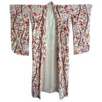Japanese silk kimono @selectioncoste.com