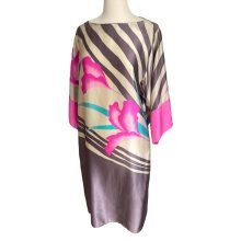 flora-kung-pink-gray-iris-ivory-silk-print-kimono-shift-dress