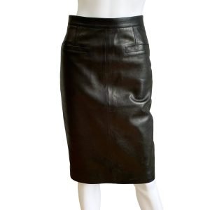 agnes-b.-made-in-france-black-lambskin-leather-skirt-with-pockets